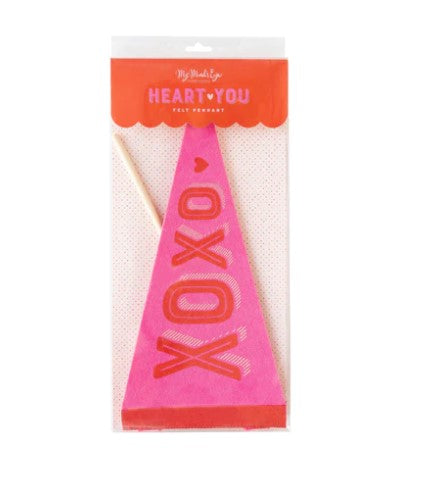 XOXO FELT PENNANT