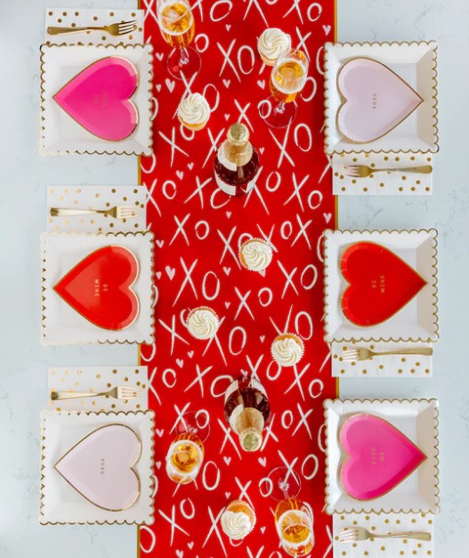 BE MINE HEART SHAPED PLATES