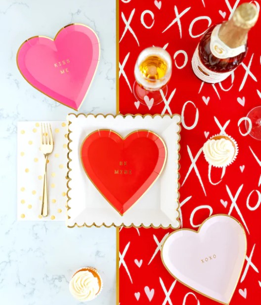 BE MINE HEART SHAPED PLATES