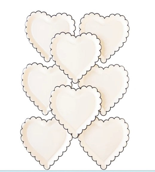 SCALLOPED HEART PAPER PLATE